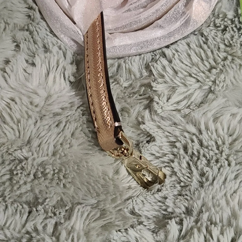 Brand new Kate Spade rose gold purse - Picture 7 of 7